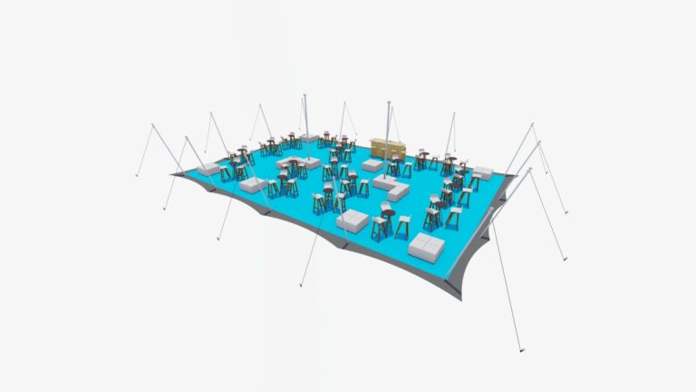 Opstelling van een middelgrote stretchtent van 15 m x 10,5 m met zwevende luifel en staande cocktailtafels