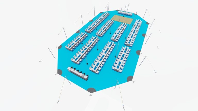 Vue d'ensemble de la configuration « RHI Extendable » de type « Arachnid », comprenant 1 espace de liaison, aménagée avec de longues tables de banquet rectangulaires et des allées de service
