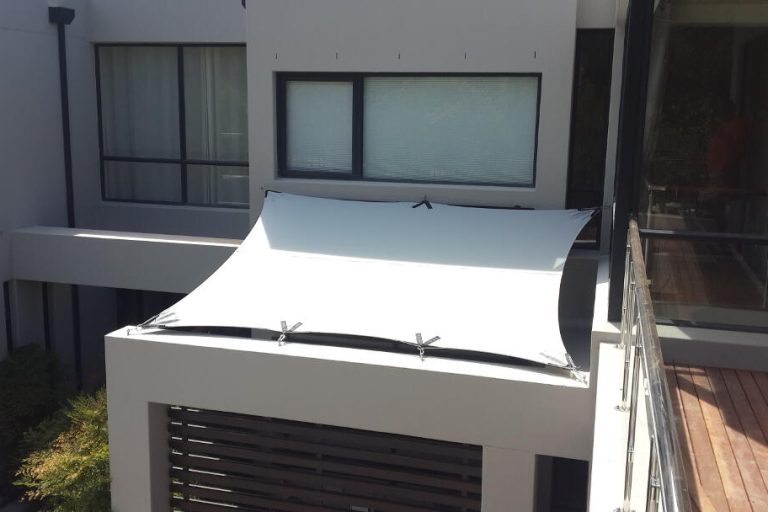 Entrada de casa RHI personalizada « Carpa Tensada », color gris