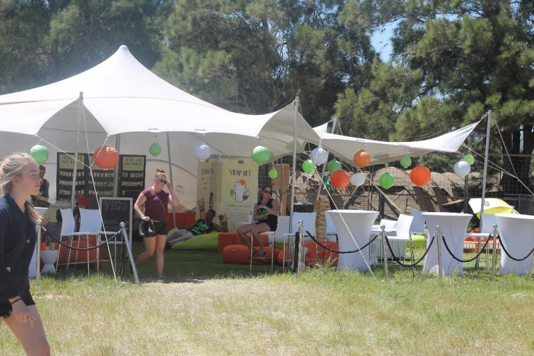 Stand du festival RHI : 0,5 m x 0,5 m, blanc tente stretch