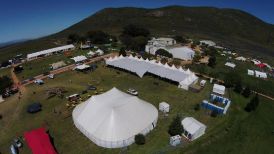 FESTIVAL F&B 18X25 LINKED TO 15X21 GREY